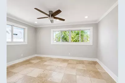 912 Dolphin Dr, Cape Coral, FL 33904 - Photo 15