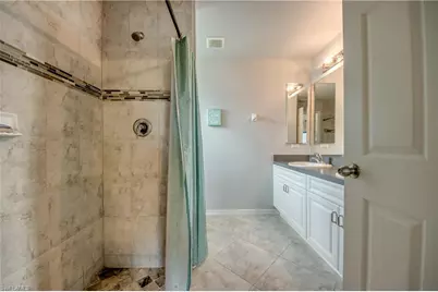 1725 NE 23rd St, Cape Coral, FL 33909 - Photo 17