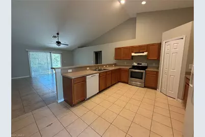 835 Downer Ave S, Lehigh Acres, FL 33974 - Photo 19