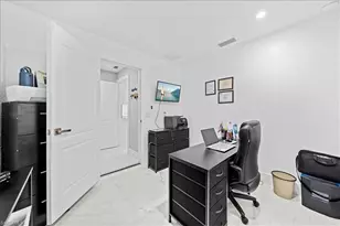 4216 NE 20th Pl, Cape Coral, FL 33909 - Photo 21