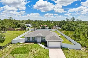 910 Richmond Ave N, Lehigh Acres, FL 33972 - Photo 45