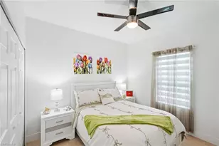 910 Richmond Ave N, Lehigh Acres, FL 33972 - Photo 25