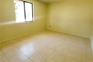 704 W Cleveland Ln, Lehigh Acres, FL 33936 - Photo 7