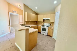 635 Hawthorne Ave S, Lehigh Acres, FL 33974 - Photo 1
