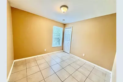 635 Hawthorne Ave S, Lehigh Acres, FL 33974 - Photo 9