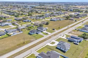 3924 NW 38th St, Cape Coral, FL 33993 - Photo 7