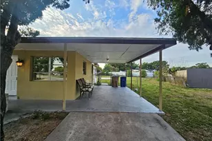 423 Morgan Cir S, Lehigh Acres, FL 33936 - Photo 3