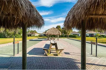 2506 Blackburn Cir, Cape Coral, FL 33991 - Photo 41