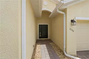 2506 Blackburn Cir, Cape Coral, FL 33991 - Photo 5