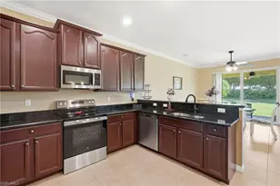 2506 Blackburn Cir, Cape Coral, FL 33991 - Photo 17