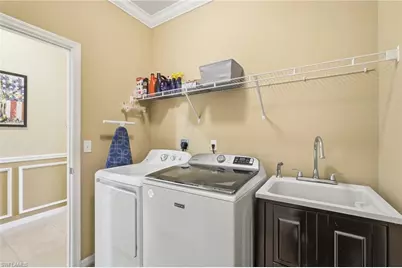 2506 Blackburn Cir, Cape Coral, FL 33991 - Photo 31