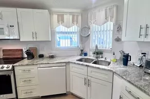 5548 Adam Dr, North Fort Myers, FL 33917 - Photo 9
