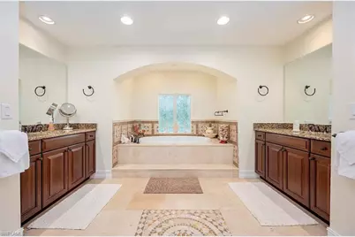 5208 SW 8th Ct, Cape Coral, FL 33914 - Photo 15