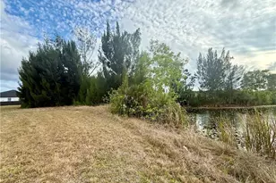 3644 NE 9th Pl, Cape Coral, FL 33909 - Photo 1