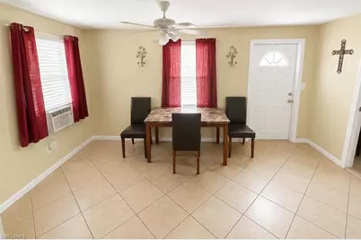 2204 Coronet St, Fort Myers, FL 33907 - Photo 3