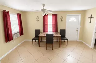 2204 Coronet St, Fort Myers, FL 33907 - Photo 3