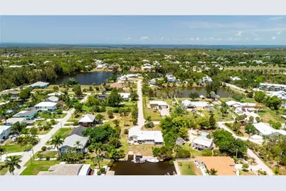 5387 Marina Dr, Bokeelia, FL 33922 - Photo 39
