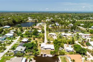 5387 Marina Dr, Bokeelia, FL 33922 - Photo 39