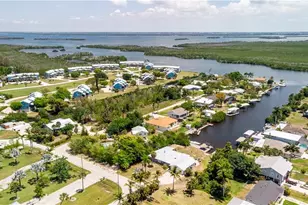 5387 Marina Dr, Bokeelia, FL 33922 - Photo 37