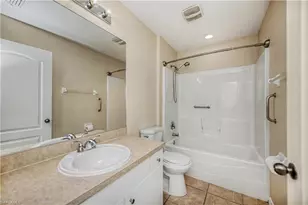 1922 Jacaranda Pkwy W, Cape Coral, FL 33993 - Photo 29