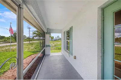1922 Jacaranda Pkwy W, Cape Coral, FL 33993 - Photo 41