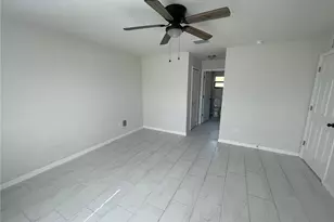 507 NE 7th Ave, Cape Coral, FL 33909 - Photo 11
