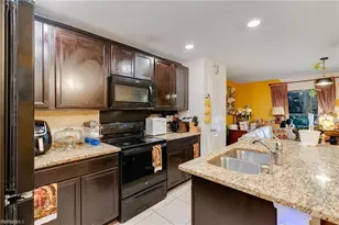 824 Umber Dr, Fort Myers, FL 33913 - Photo 5