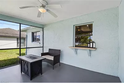 610 Retunda Pkwy W, Cape Coral, FL 33904 - Photo 11