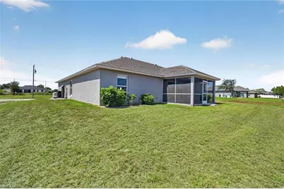 409 NE 25th Ter, Cape Coral, FL 33909 - Photo 47