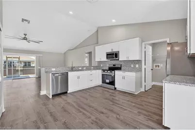 409 NE 25th Ter, Cape Coral, FL 33909 - Photo 5