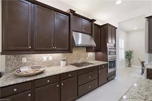 11532 Stonecreek Cir, Fort Myers, FL 33913 - Photo 7