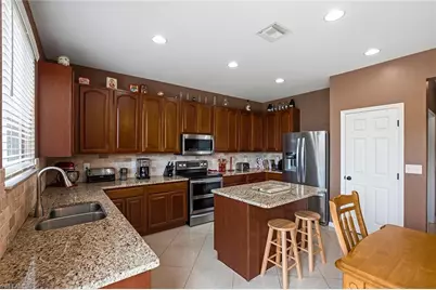 18290 Pine Nut Ct, Lehigh Acres, FL 33972 - Photo 33