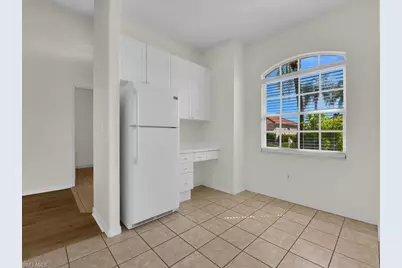 11204 Lakeland Cir, Fort Myers, FL 33913 - Photo 7