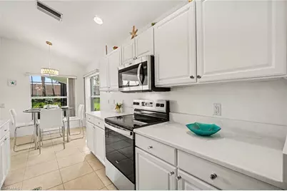 10021 Colonial Country Club Blvd, Fort Myers, FL 33913 - Photo 15