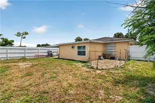 1129 Joel Blvd, Lehigh Acres, FL 33936 - Photo 25