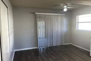 610 SE 10th St, Cape Coral, FL 33990 - Photo 3