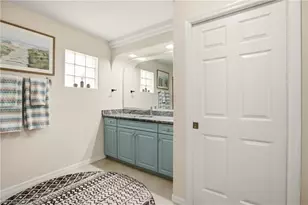 728 Victoria Dr, Cape Coral, FL 33904 - Photo 19
