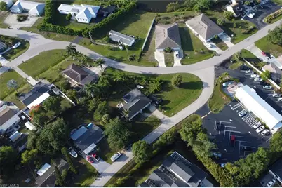6701 Fiesta Ln, Fort Myers, FL 33919 - Photo 19
