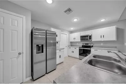 2617 53rd St W, Lehigh Acres, FL 33971 - Photo 9