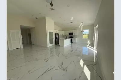 115 Lansing Cir, Labelle, FL 33935 - Photo 5