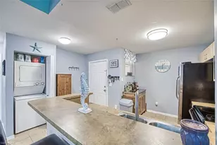 15361 Bellamar Cir, Fort Myers, FL 33908 - Photo 5