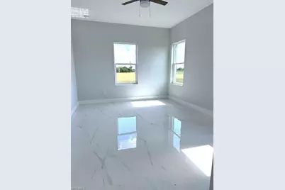 127 Carousel Ave, Labelle, FL 33935 - Photo 5