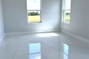 127 Carousel Ave, Labelle, FL 33935 - Photo 5