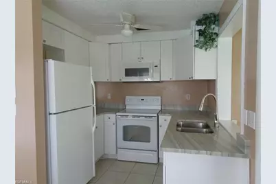 4402 SE 20th Pl, Cape Coral, FL 33904 - Photo 11