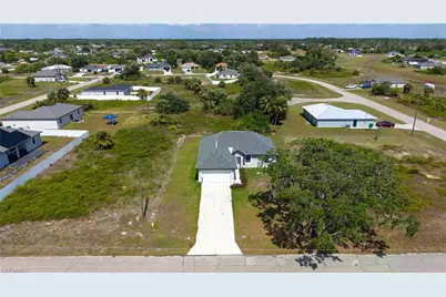 3013 Adcock Dr, Labelle, FL 33935 - Photo 21