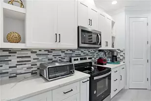 20230 Trailside Dr, Estero, FL 33928 - Photo 23