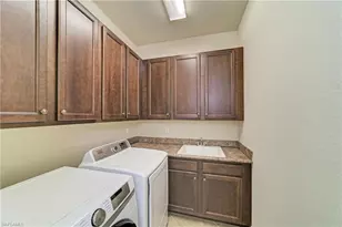 3701 Pleasant Springs Dr, Naples, FL 34119 - Photo 39