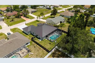812 SW 14th Ave, Cape Coral, FL 33991 - Photo 21