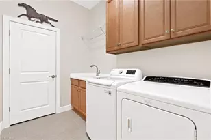 10600 Carena Cir, Fort Myers, FL 33913 - Photo 21