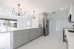 2285 SE 28th St, Cape Coral, FL 33904 - Photo 15